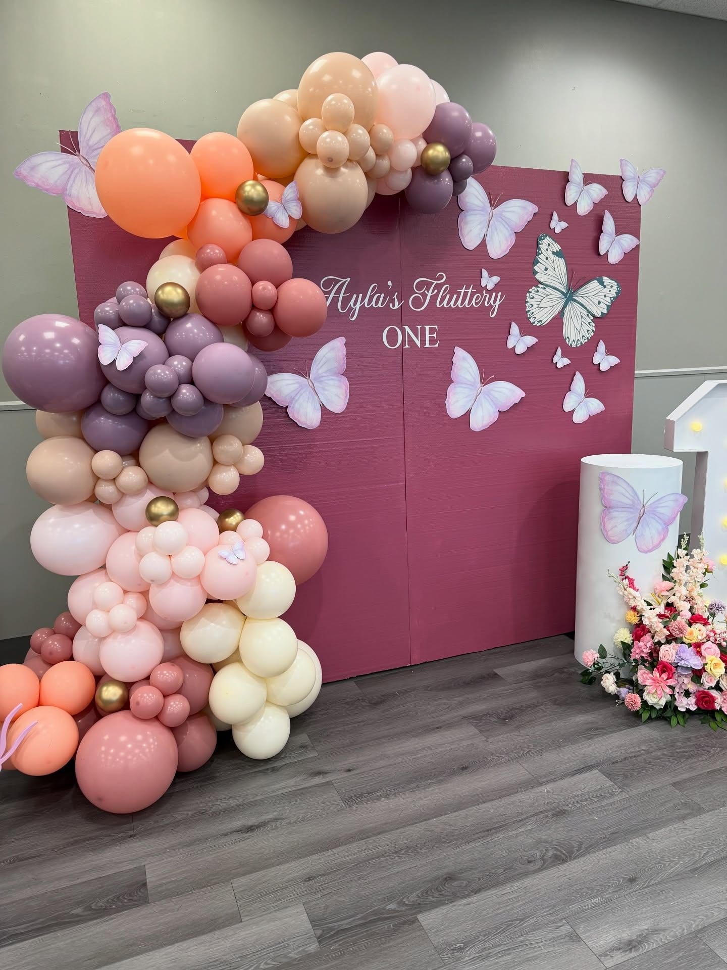 Birthday decor by Nami Creations (photo 16)