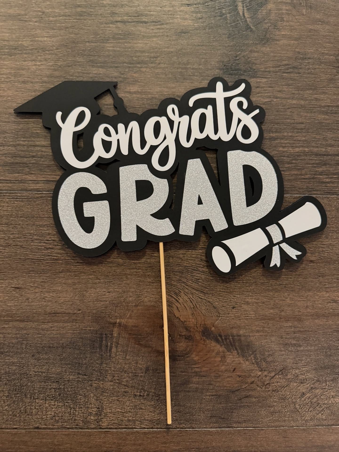 Graduation decor by Nami Creations (photo 3)